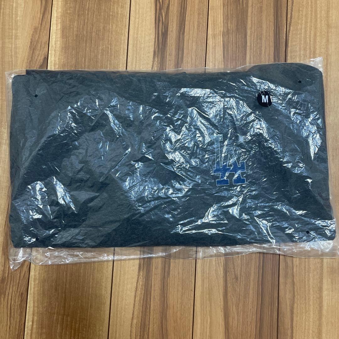 【非売品】ドジャース　ギブアウェイ　フーディ　パーカー　Mサイズ　MLB