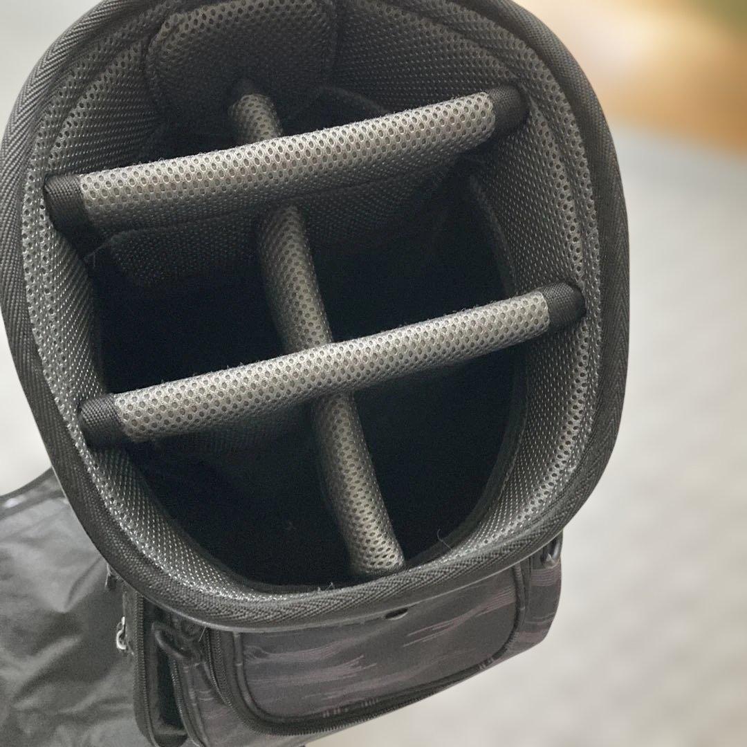 美品　Oakley ゴルフバッグ・キャディバッグ 黒