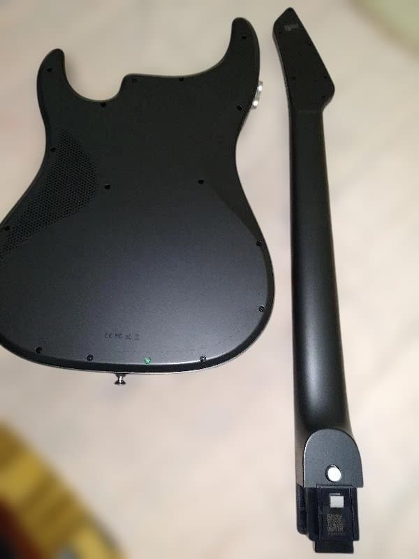 スマートギター Aearo Band Guitar