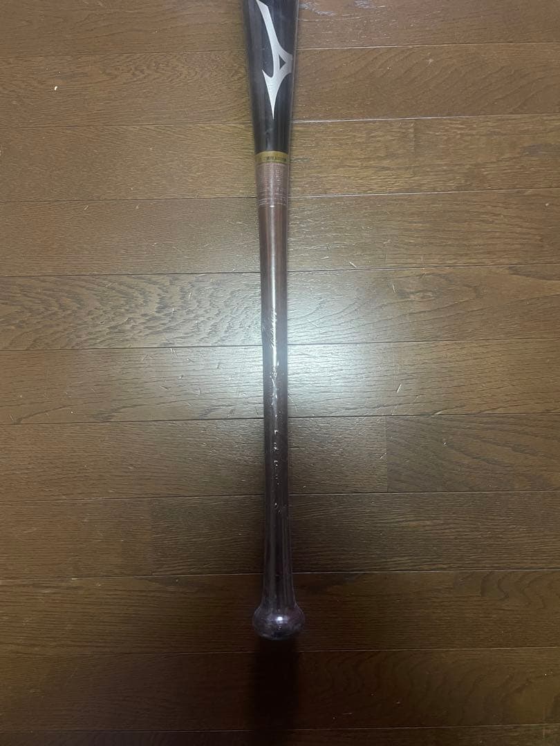 ミズノ　展示会限定　軟式木製バット　ブラック×焦げちゃ　84cm730g