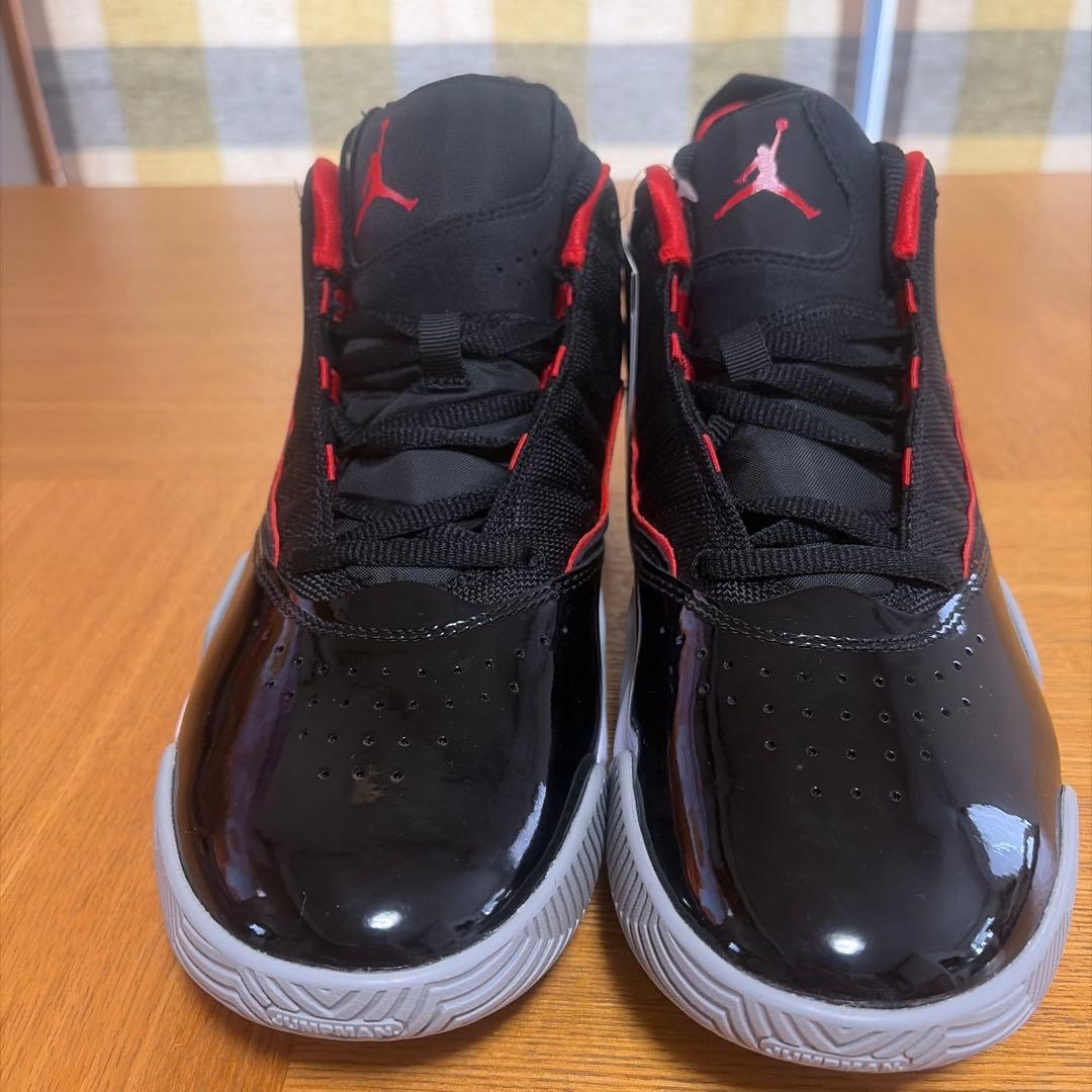 新品Jordanステイロイヤル26センチ
