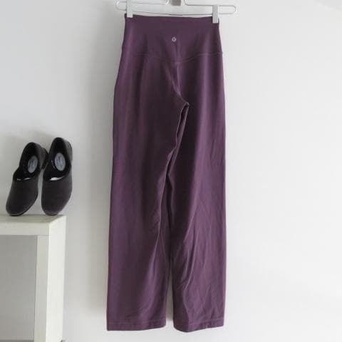 lulu lemon ルルレモン　ヨガパンツ　レギンス　タイツ　ストレート