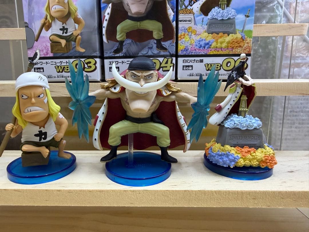 ワンピース ワールドコレクタブルフィギュア ヒストリーオブ白ひげ 3種