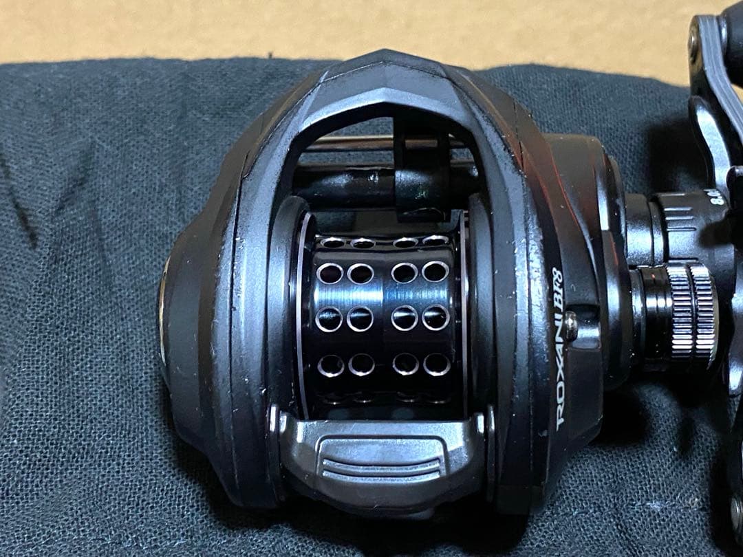 最終値下げ‼️機関良好‼️Abu Garcia ロキサーニBF8 右ハンドル仕様‼️