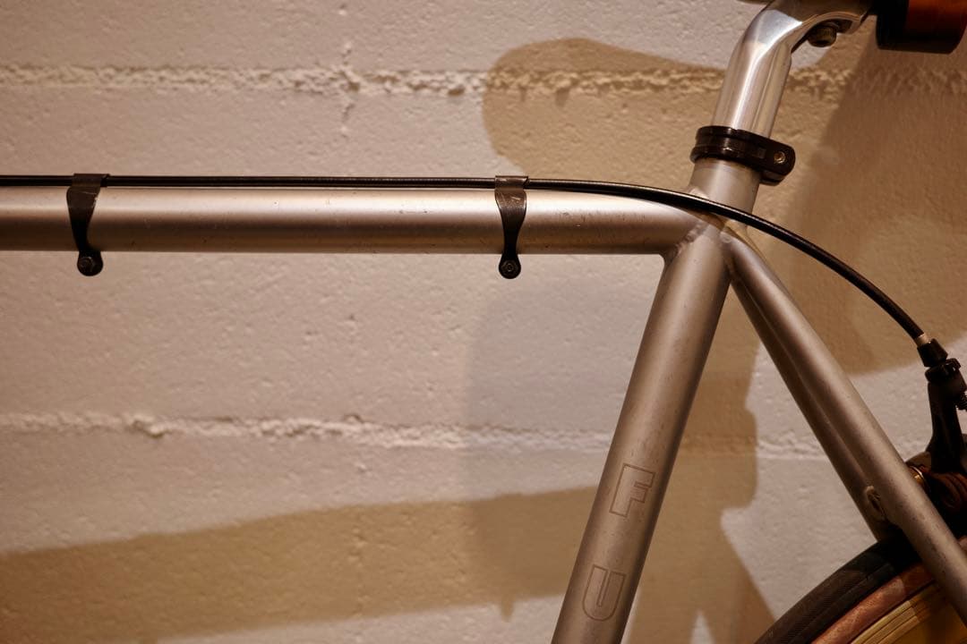 fuji feather マットシルバー