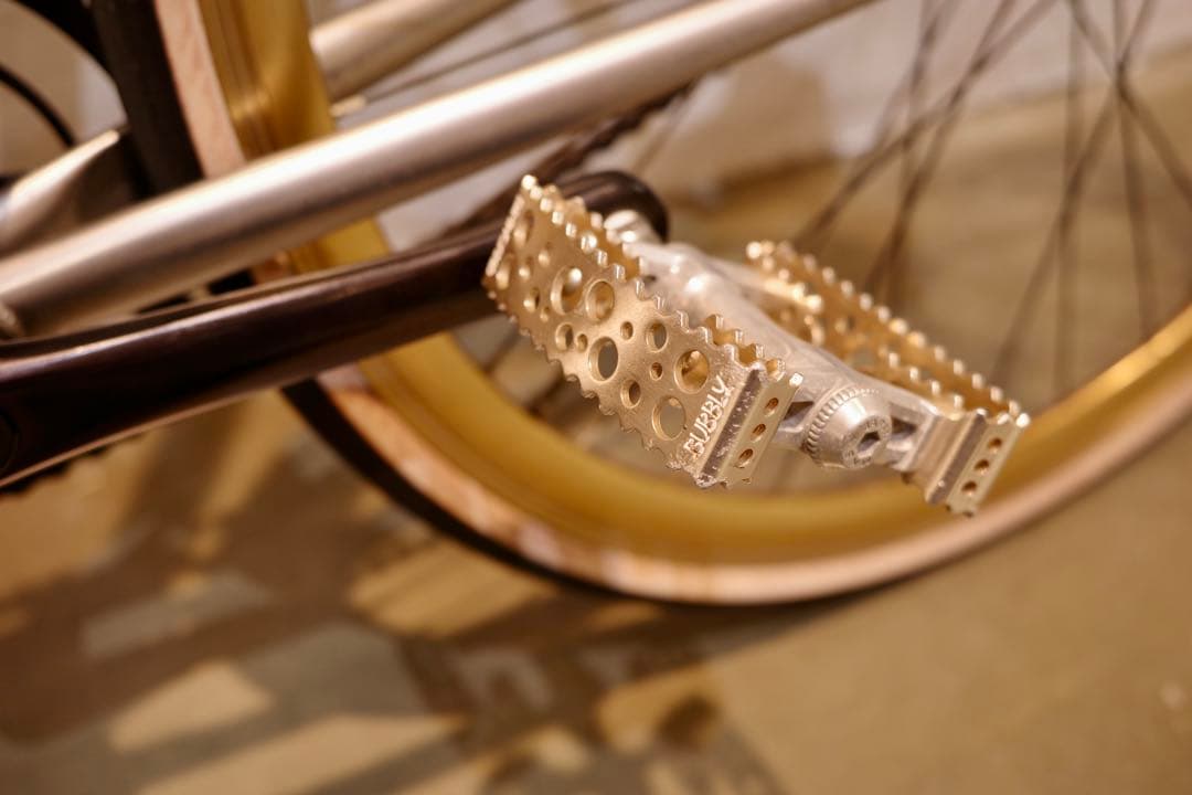 fuji feather マットシルバー