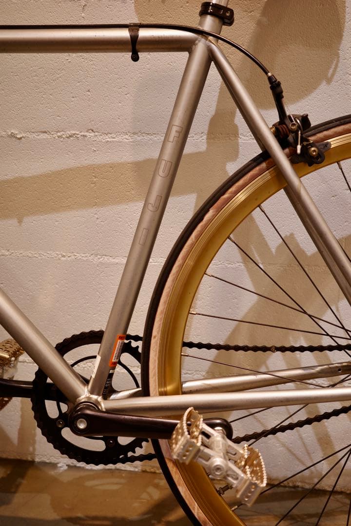 fuji feather マットシルバー