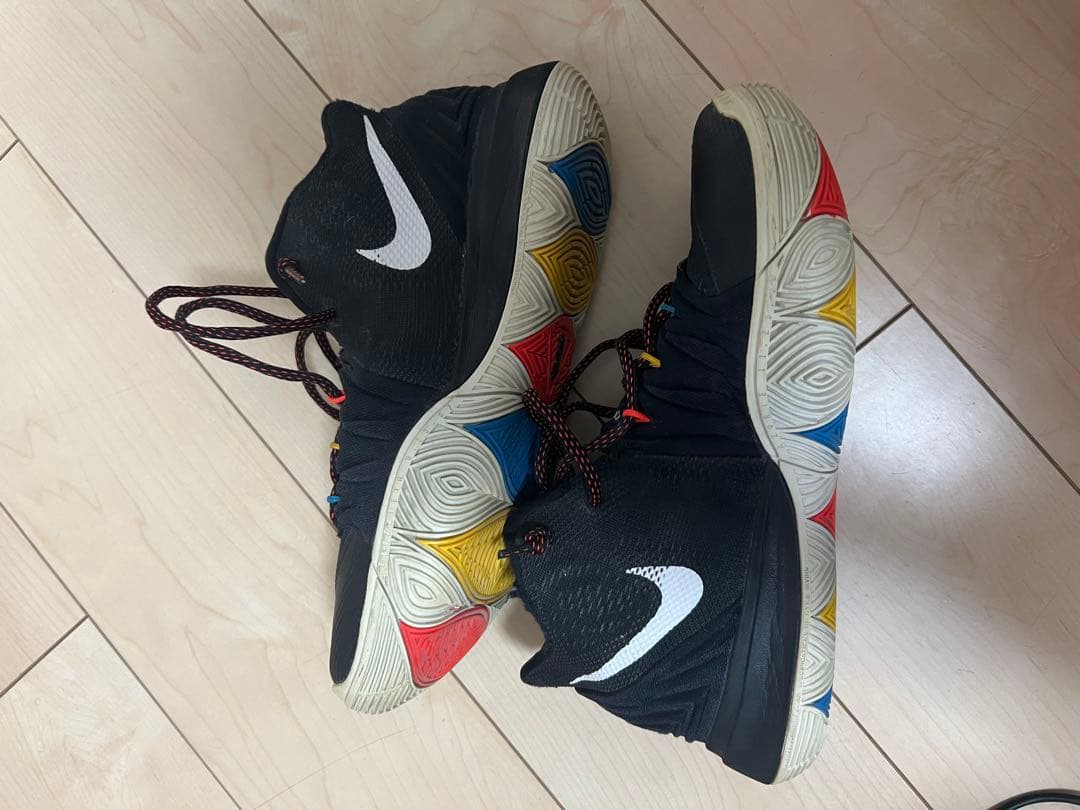 Nike Kyrie 5 ブラック/マルチカラー シューズ カイリー5