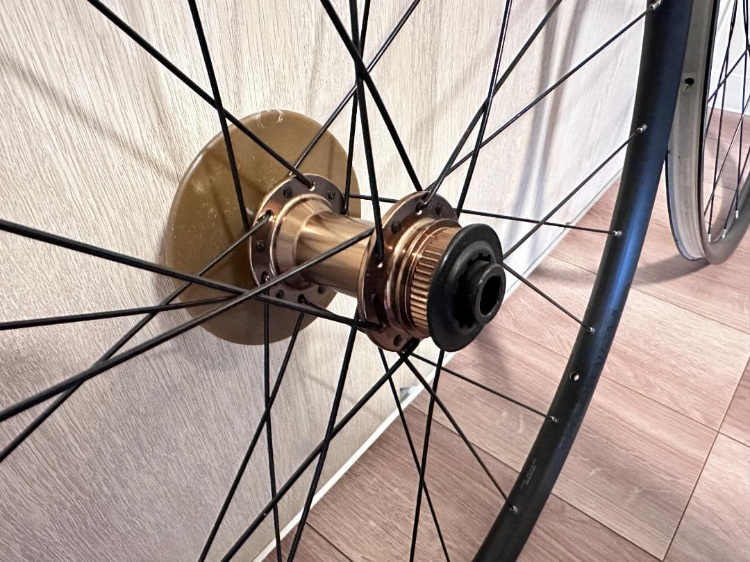 BONTRAGER Paradigm SL ホイールタイヤセット