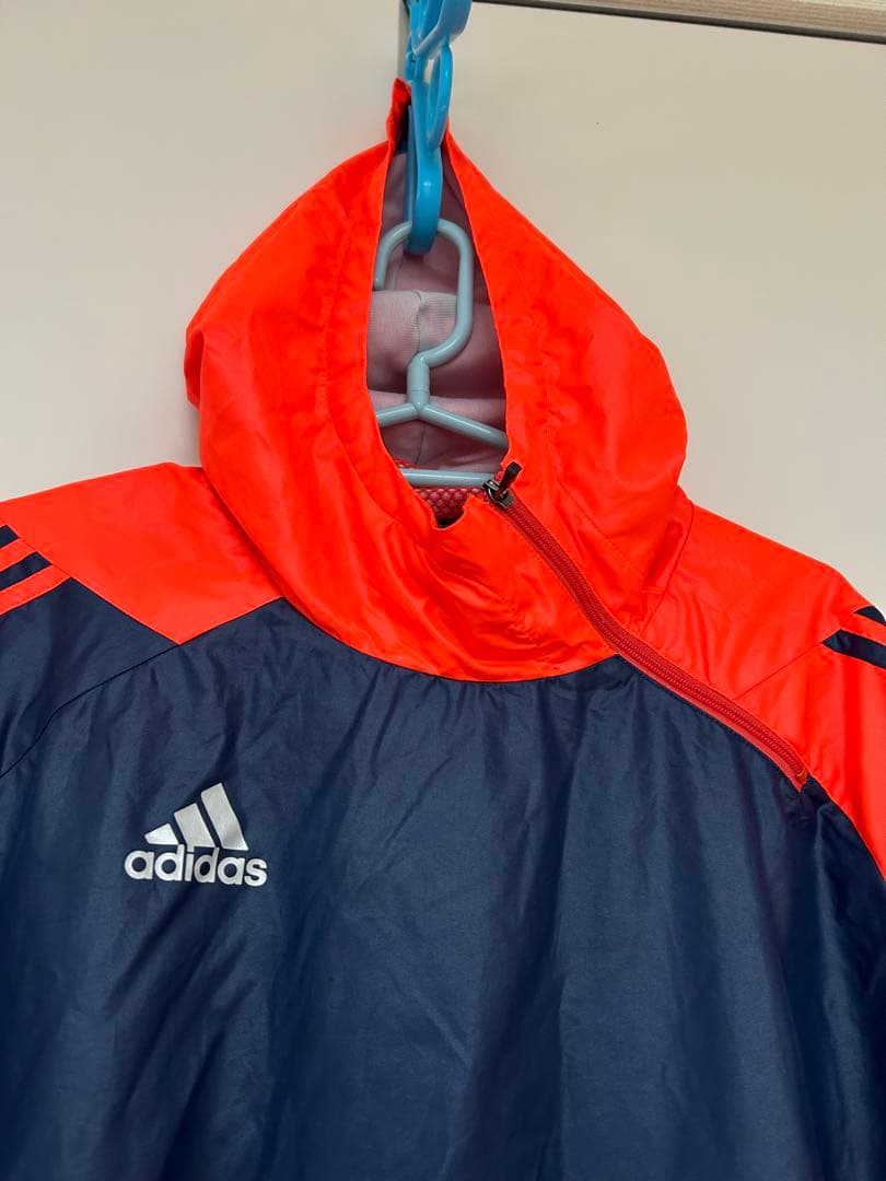 アディダスセットアップ シャカシャカ　 上下O/XL。