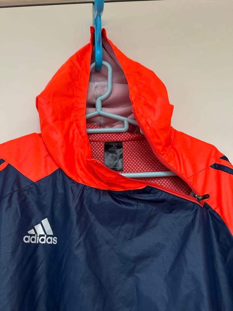 アディダスセットアップ シャカシャカ　 上下O/XL。
