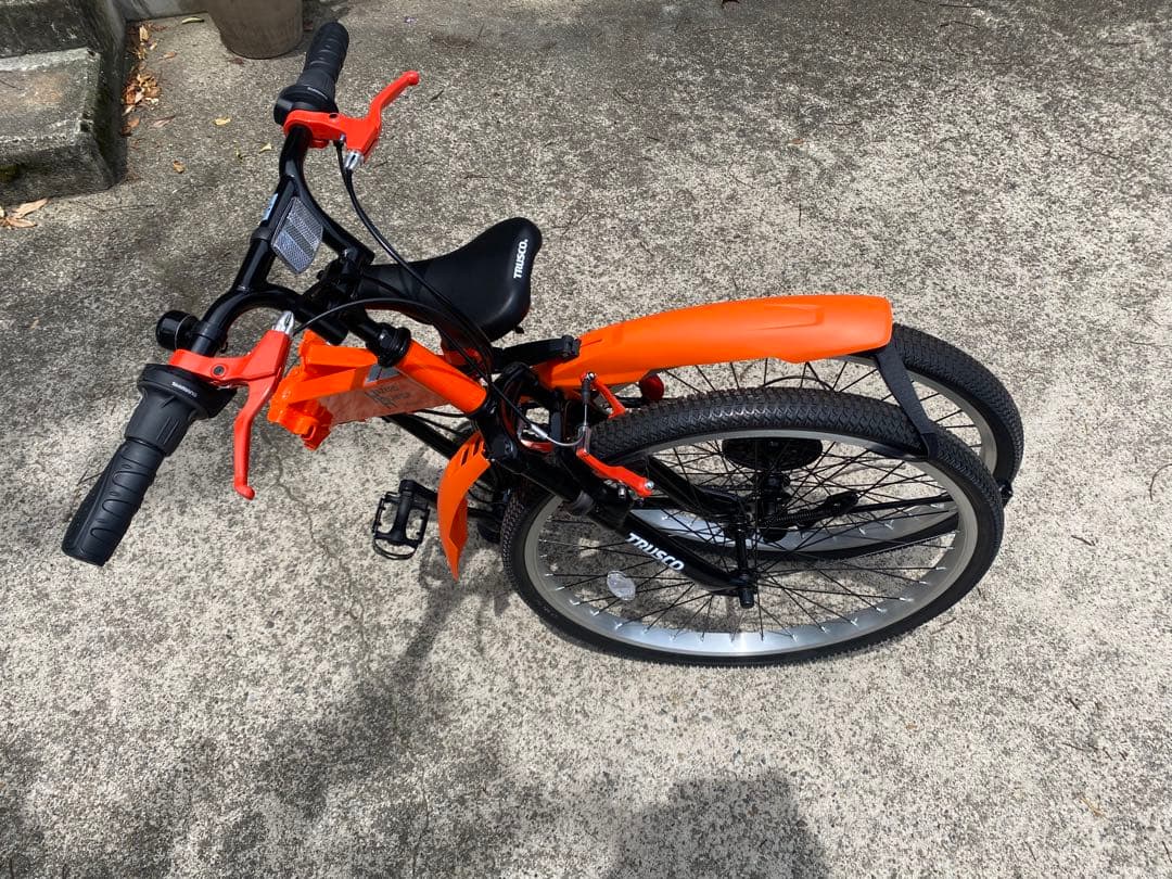 オレンジ 折りたたみ自転車 トラスコ　& 自転車カバー