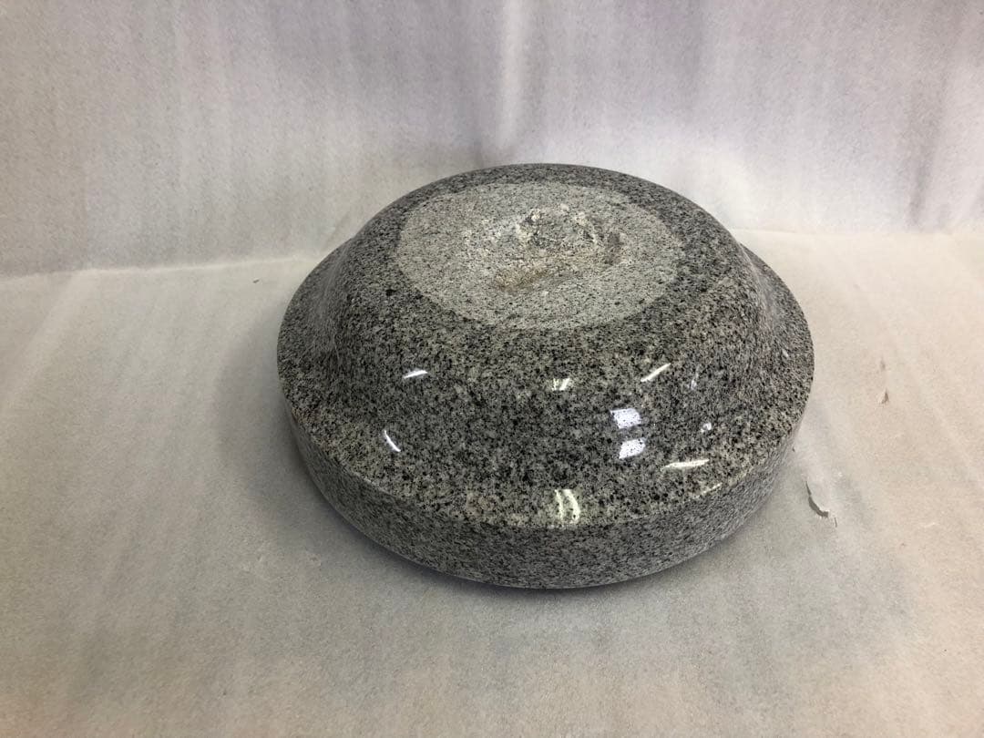 【御影石 丸型雨返し 下台 29cm】厚10cm 重厚感 古民家庭園