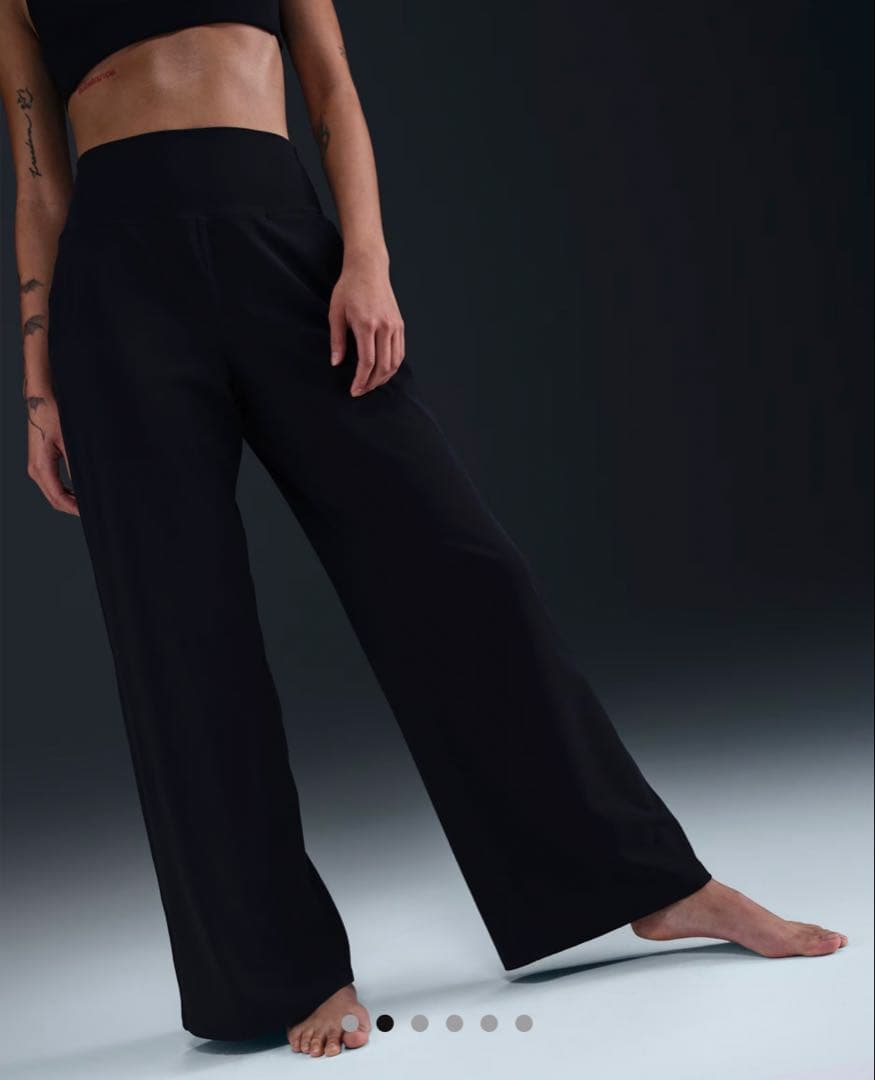 NIKE Dri-FIT ハイウエスト ワイドレッグパンツ