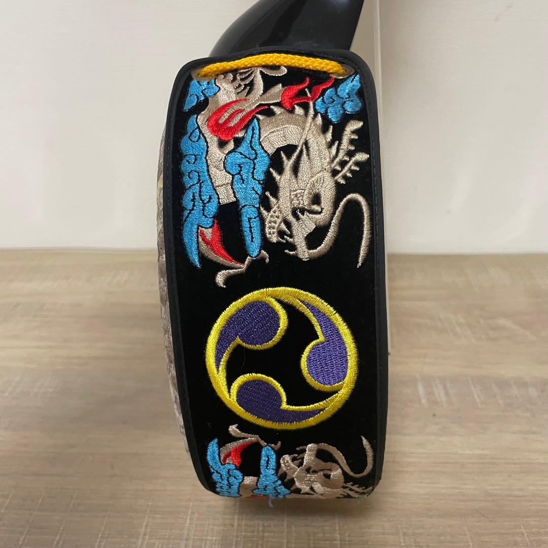 ★訳あり品★ 沖縄三線 蛇皮 三味線 龍柄 胴巻き 和楽器 ハードケース付 入門