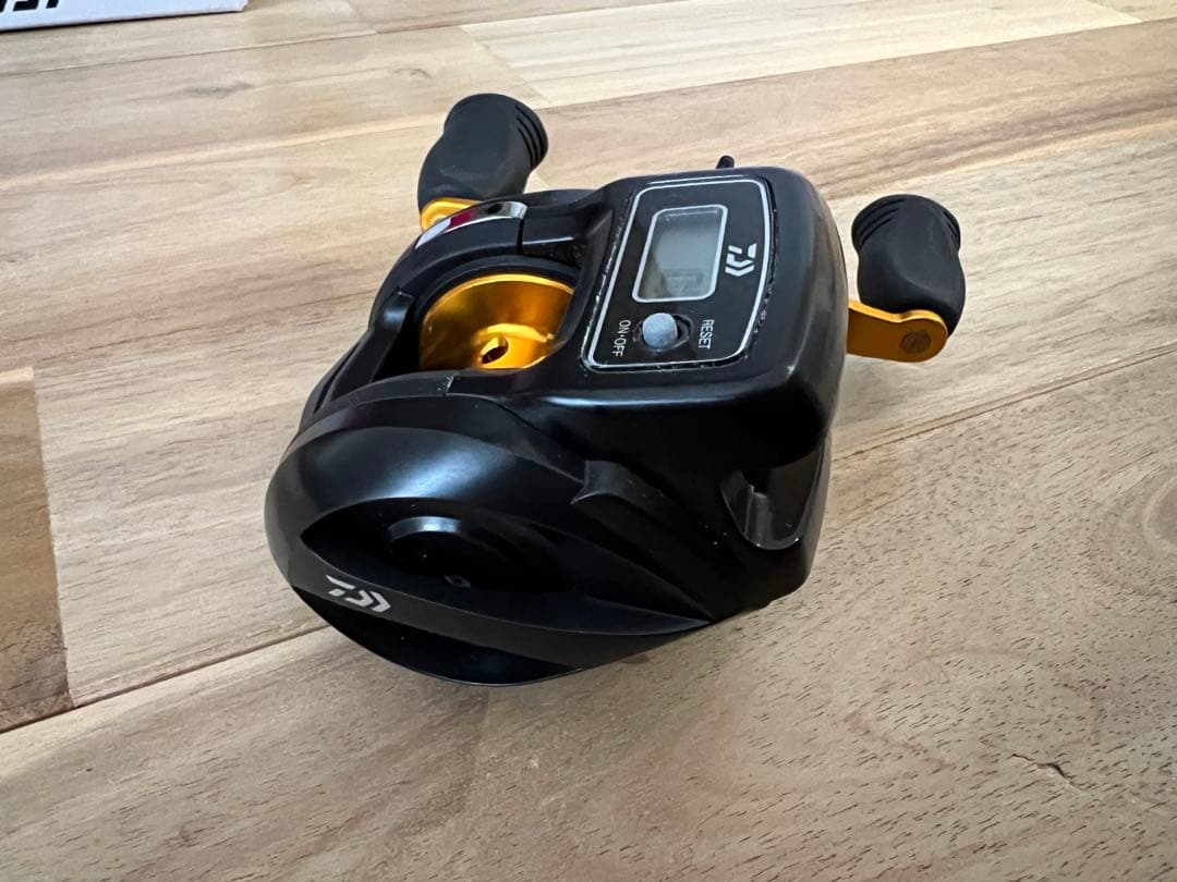 リール Daiwa LIGHT GAME IVC 150H-L