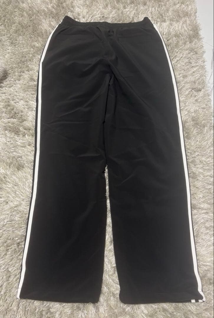 【新品未使用】adidas トラックパンツ ストライプ ワイドパンツ ストリート