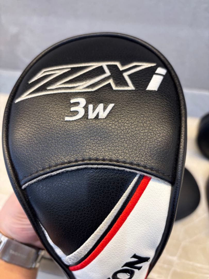 ZXi 最新スリクソンフェアウェイウッド　3W 5Wヘッドのみ　2個セット