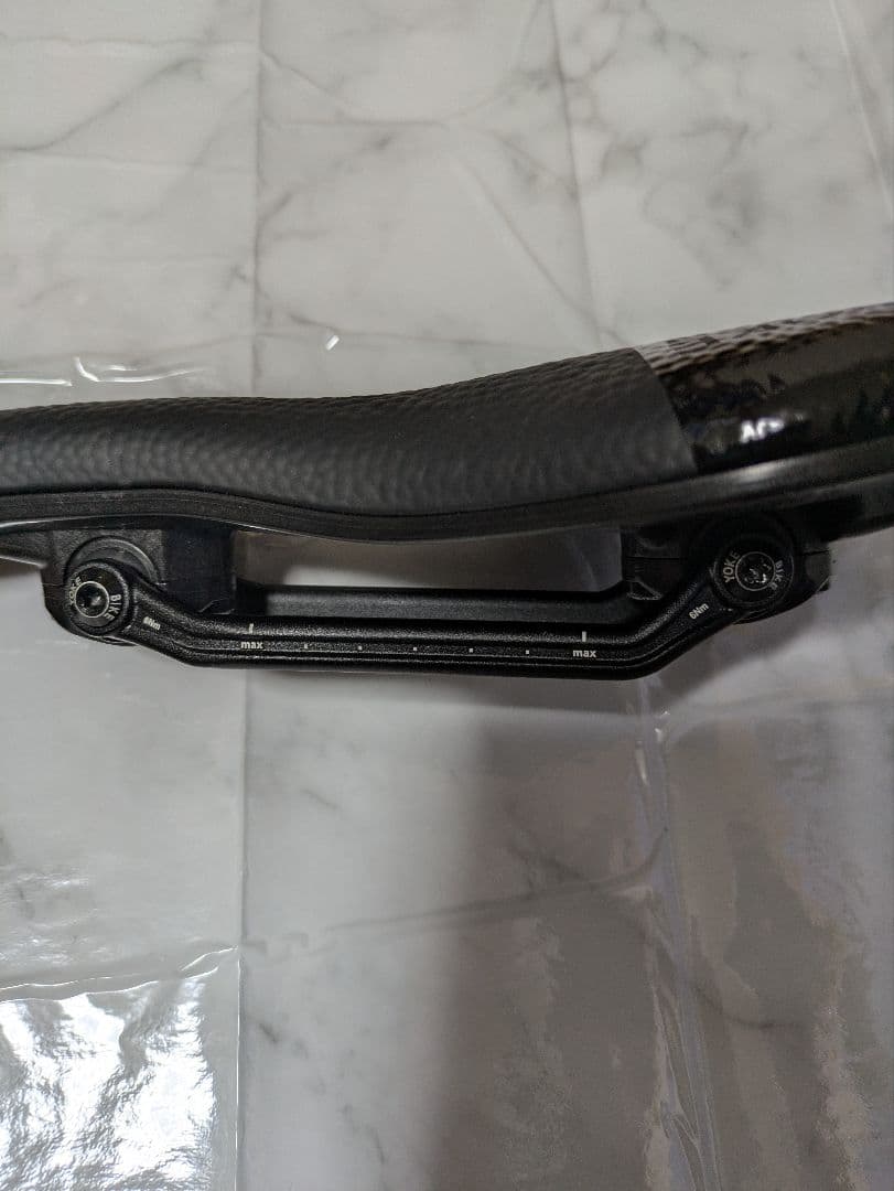 BIKEYOKE バイクヨーク SAGMA サグマ 130㎜ サドル 中古美品