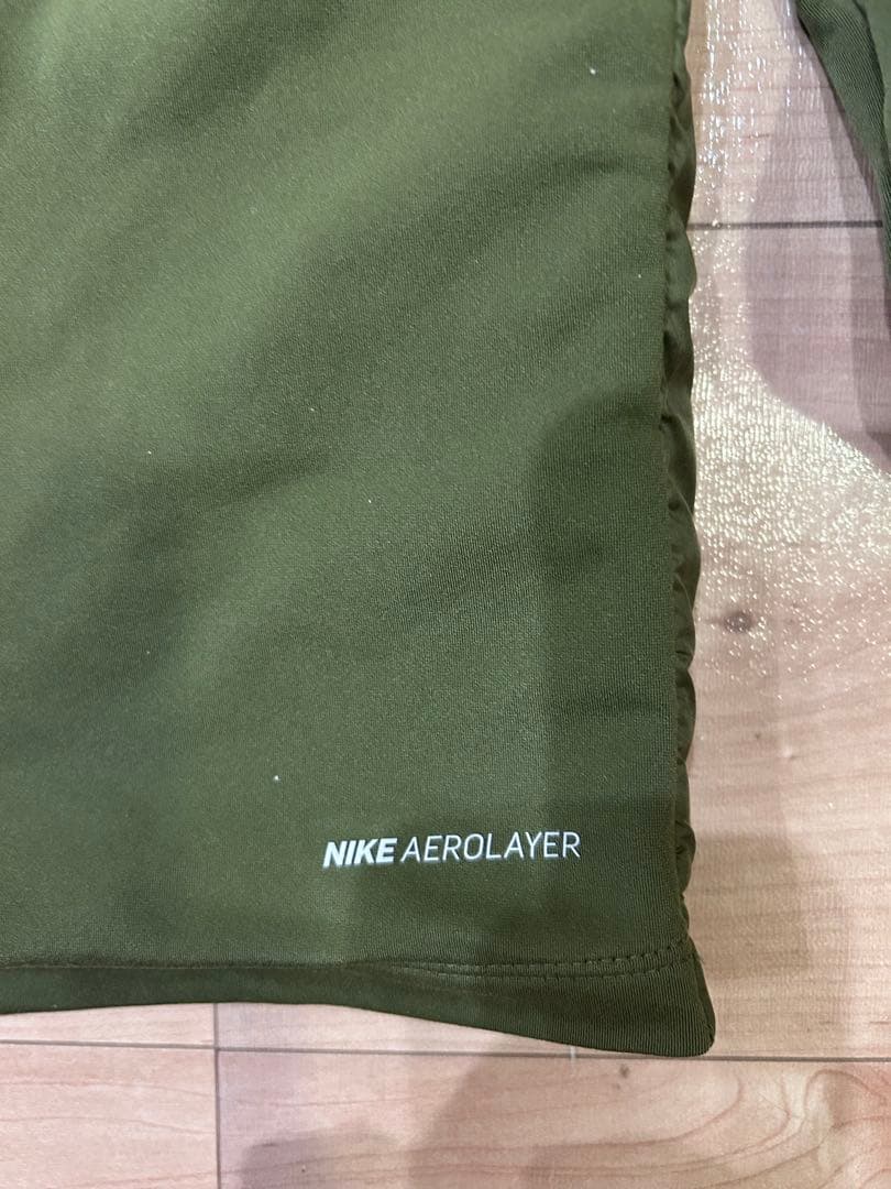 Nike AEROLAYER ランニングジャケット M オリーブ 中綿 フード付