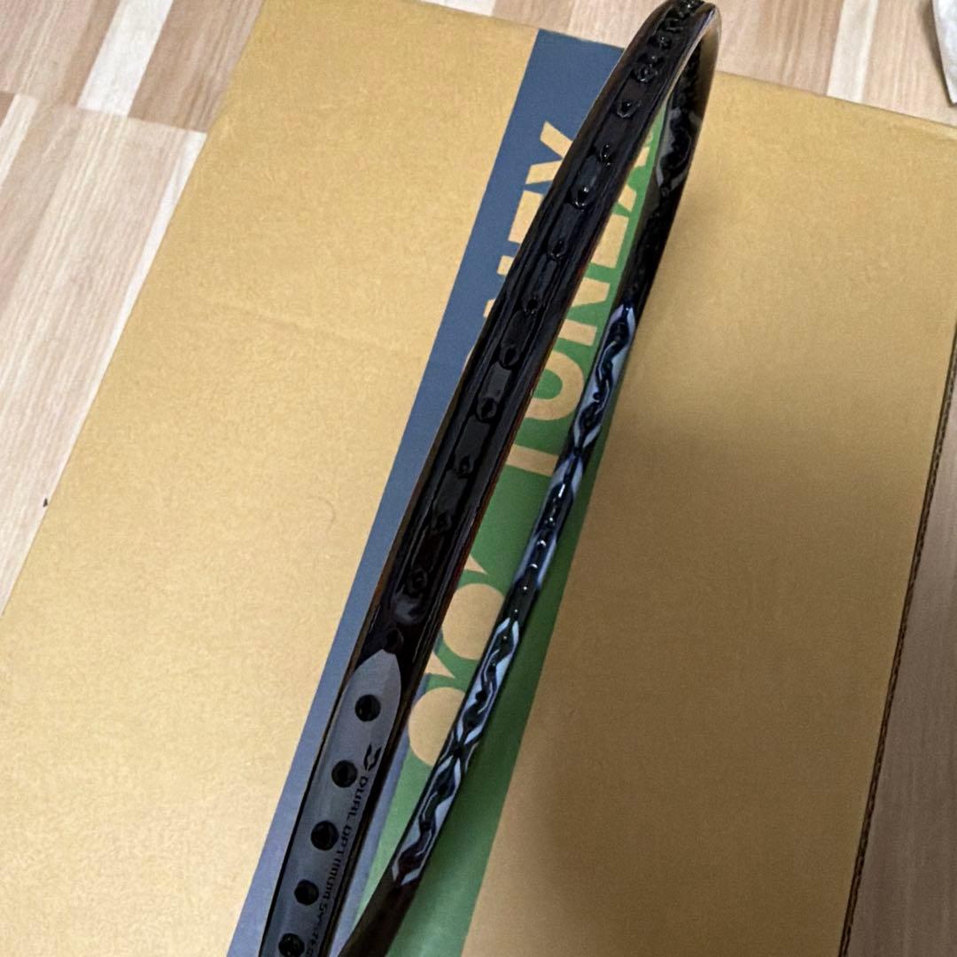 YONEX DUORA 8xp バドミントンラケット　3UG5