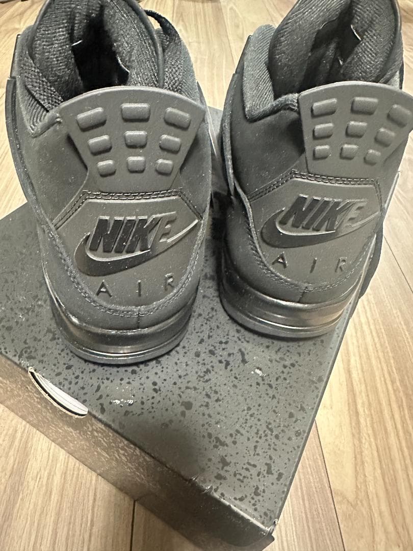【新品】Nike Air Jordan 4 \"Black Cat\" 27.5cm