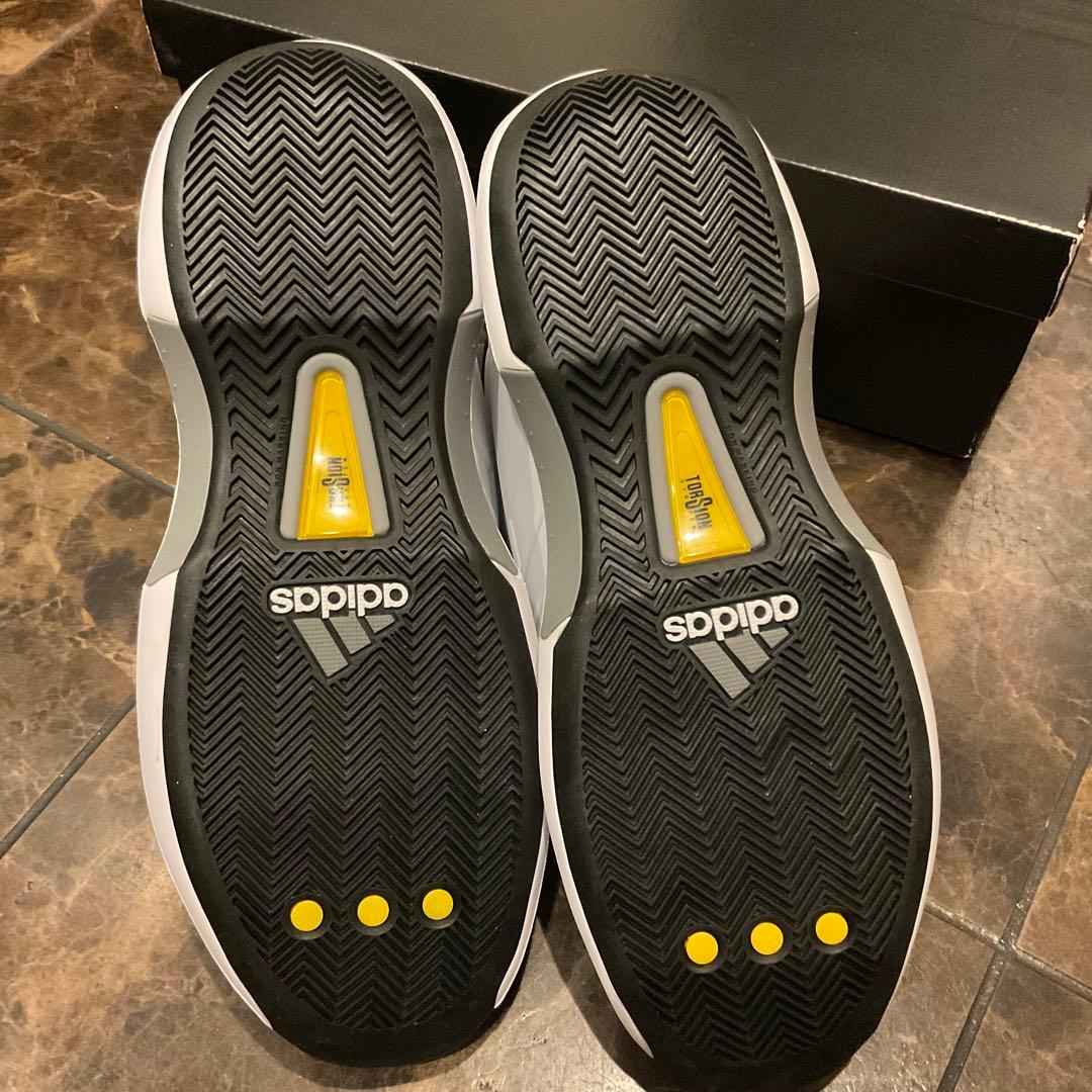 adidas スポーツシューズ ホワイト/ブラック