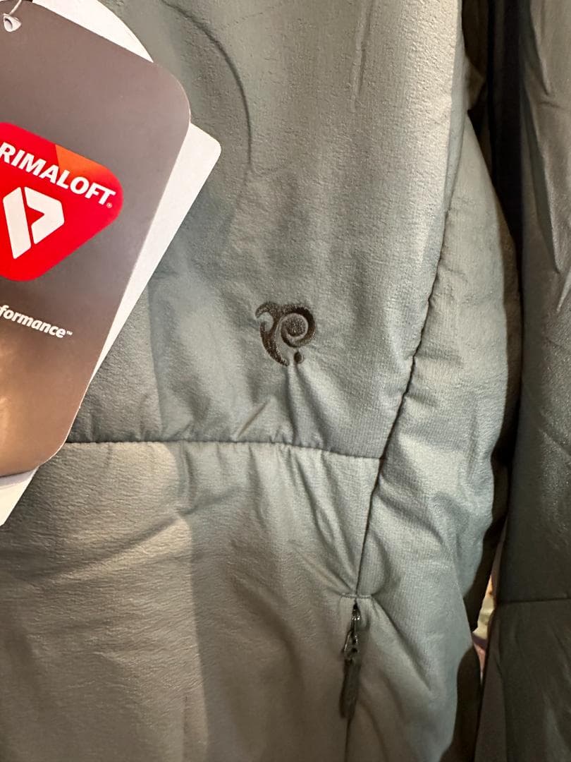 プリズム　P.RHYTHM　INSULATION JACKET スノー　展示品