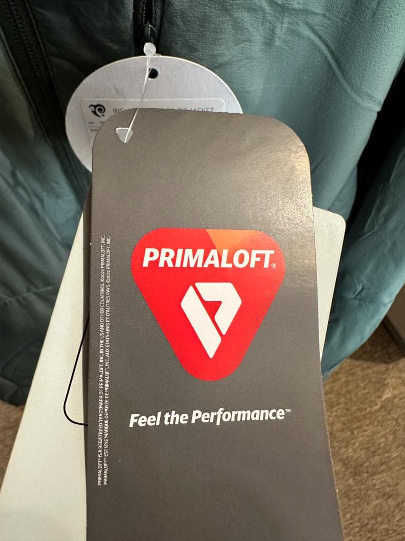 プリズム　P.RHYTHM　INSULATION JACKET スノー　展示品