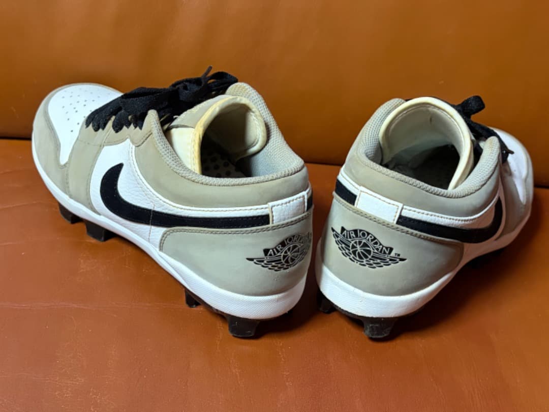 USA国内限定発売モデル☆Nike☆ジョーダンRetro 1 MCS26.5cm