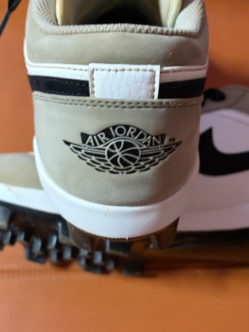 USA国内限定発売モデル☆Nike☆ジョーダンRetro 1 MCS26.5cm