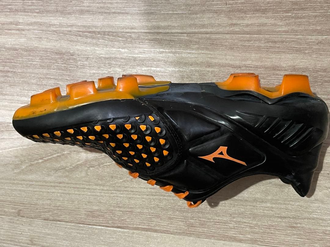 誰でも購入可！まとめ売り限定サッカースパイク4点セット 特価