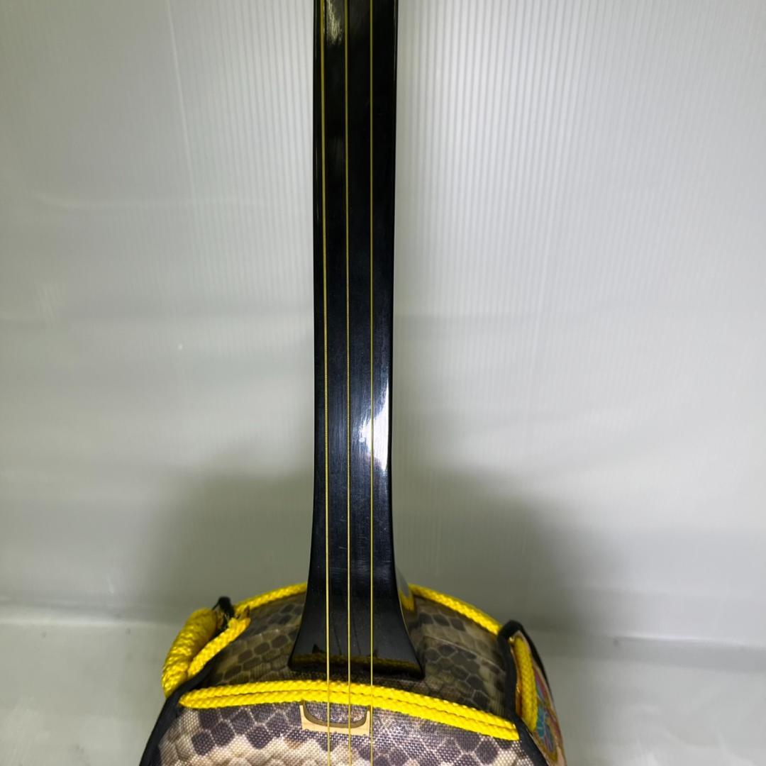 さ*わ様 【中古】三味線 本体 沖縄三線 人工皮張り 和楽器 琉球 弦楽器