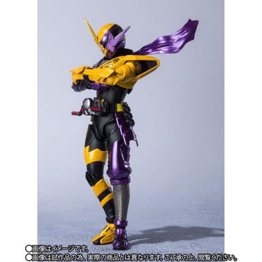 S.H.Figuarts 仮面ライダービルド ニンニンコミックフォーム