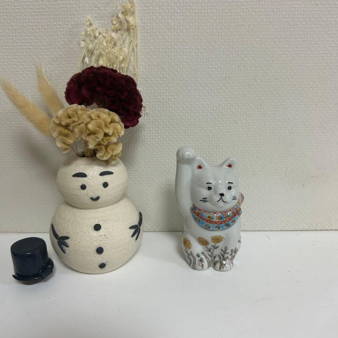 作家　陶芸作家　九谷焼　招き猫？　招き犬？　　縁起物　金運　花　鳥