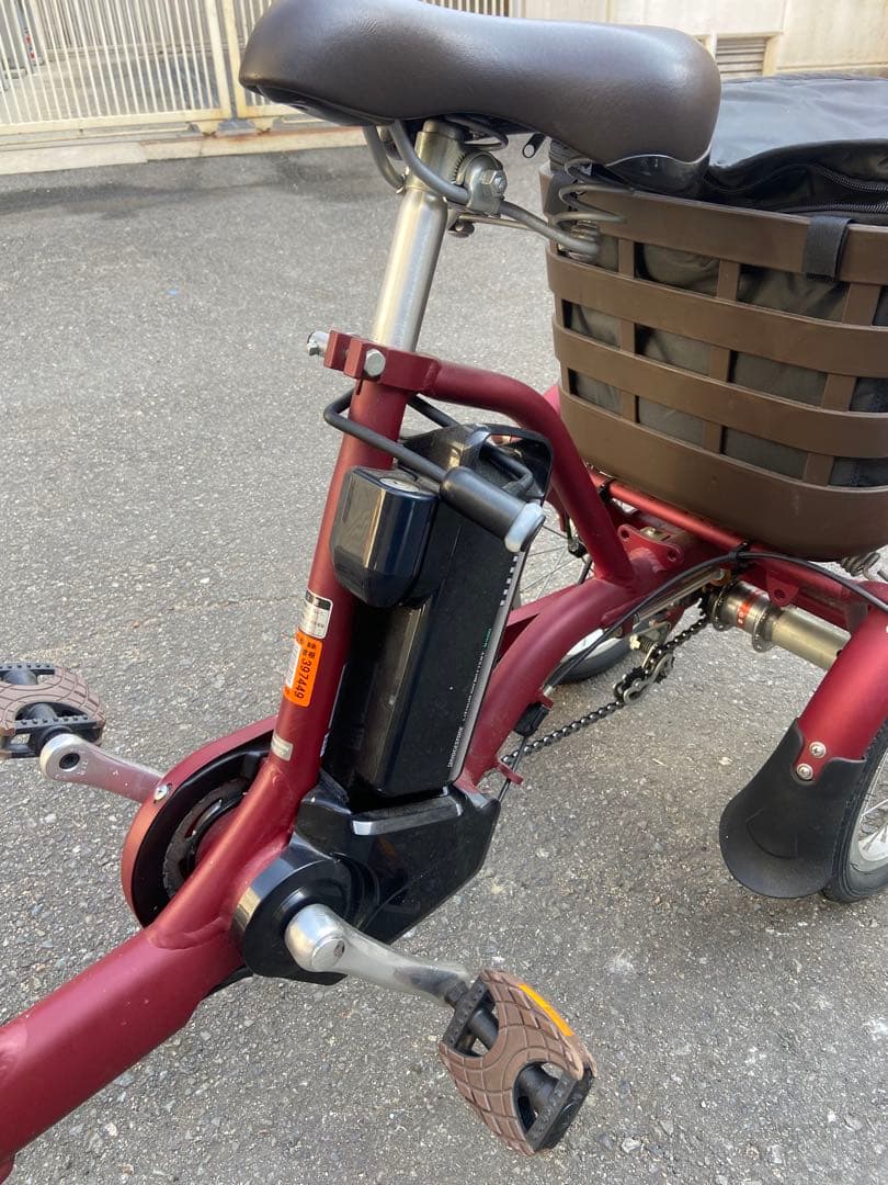 電動アシスト三輪車 ワインレッド ブリヂストン　RAKUTTO 3段階調整付き
