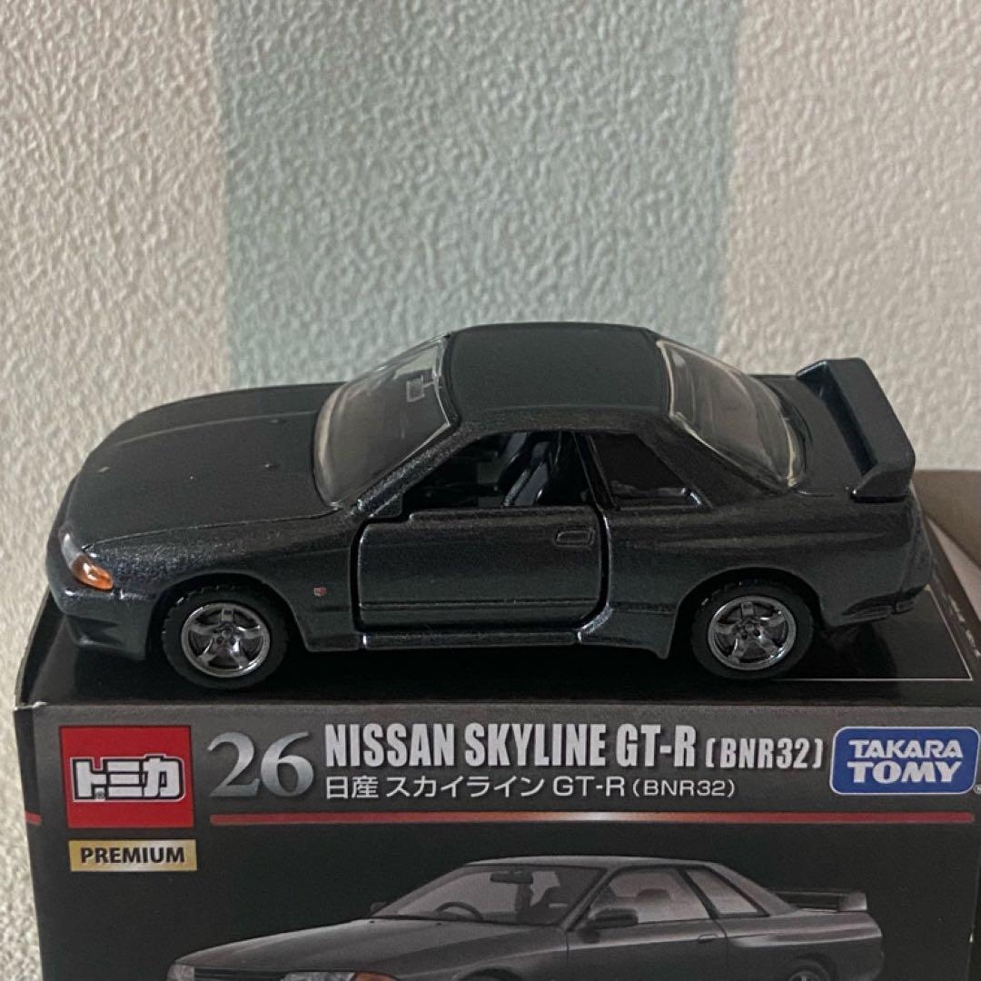トミカプレミアム 日産スカイライン８台セット
