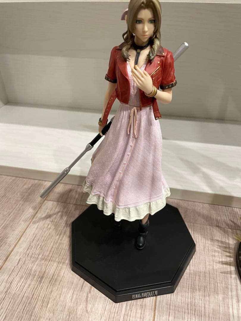 FINAL FANTASY Ⅶ 発売記念くじ フィギュア　セット