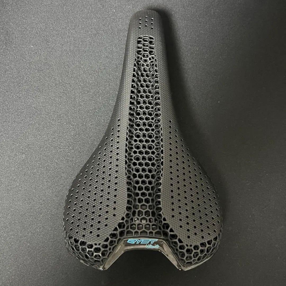 RYET 3D カーボン サドル 新品 軽量 ROMIN EVO MIRROR風