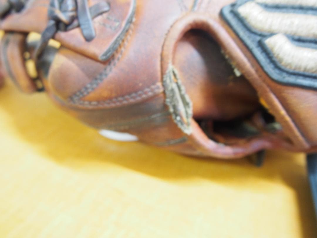 レ*ス様 中古　軟式　ミズノプロ　内野用　4テク　使用感あります　大人用