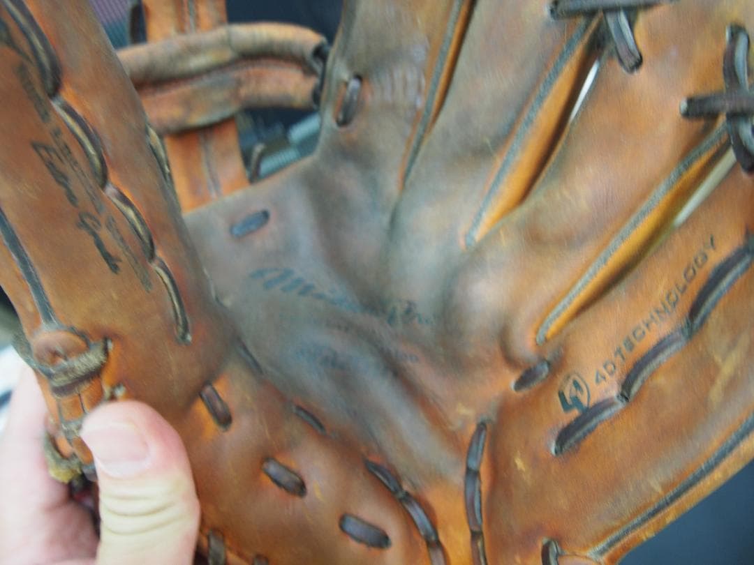 レ*ス様 中古　軟式　ミズノプロ　内野用　4テク　使用感あります　大人用