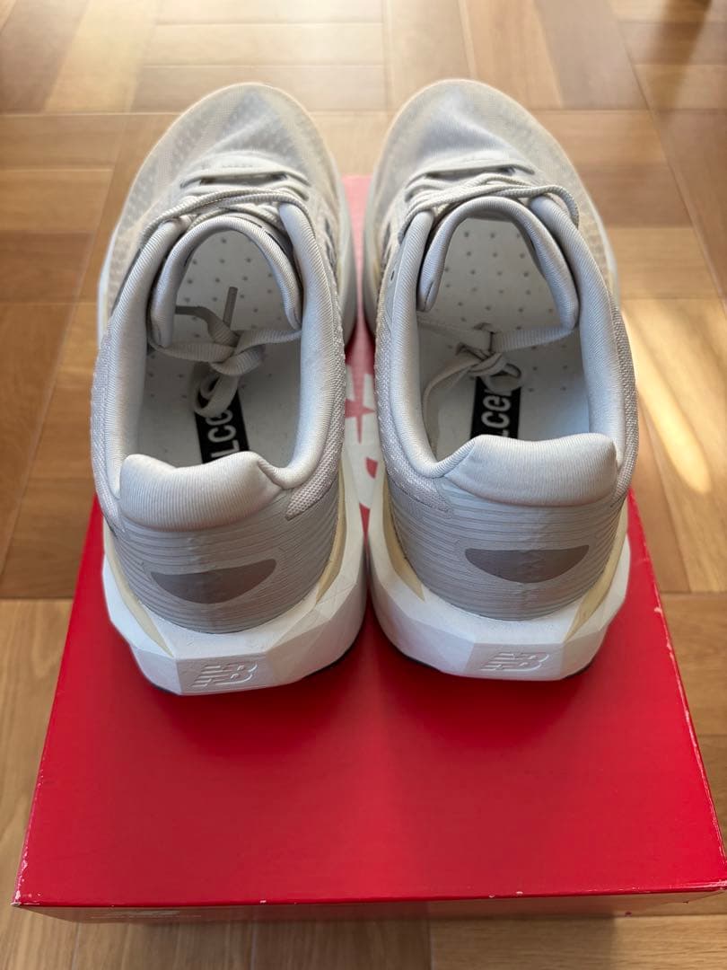 【New Balance】FuelCell Rebel v5 B25.0cm