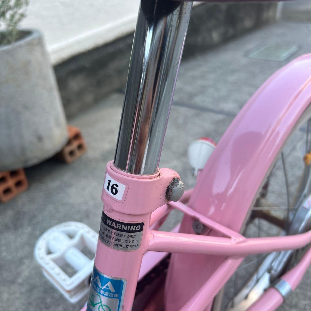 16インチ　女の子　自転車　補助輪付き