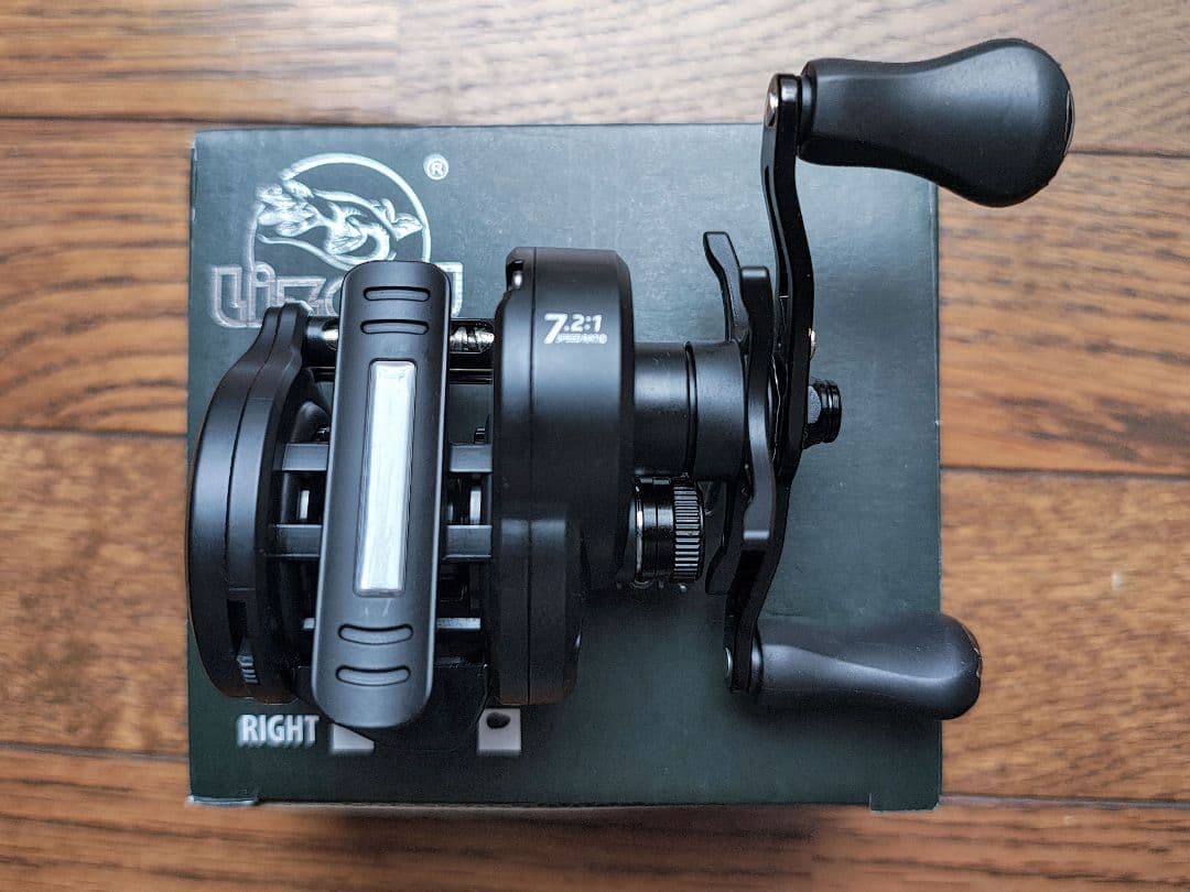 【新品・未使用】 LIZARD Black DC　左ハンドル　丸型　ベイトリール