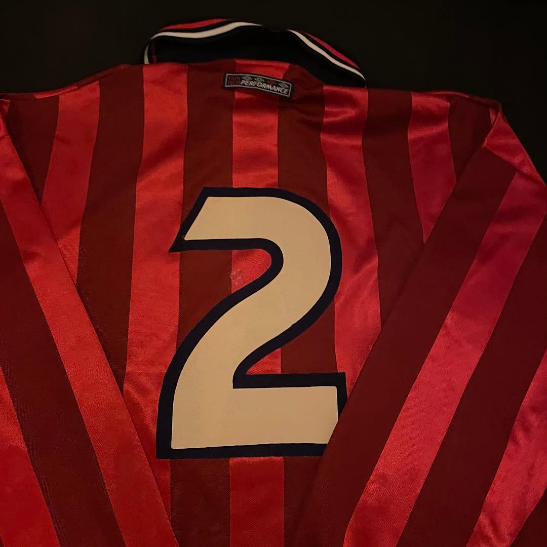 1998年イングランド代表ユニフォーム　長袖　サッカー　ビンテージ