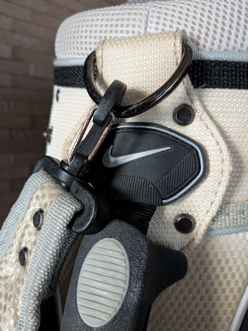 Nike ゴルフバッグ・キャディバッグ ベージュ/シルバー/ブラック
