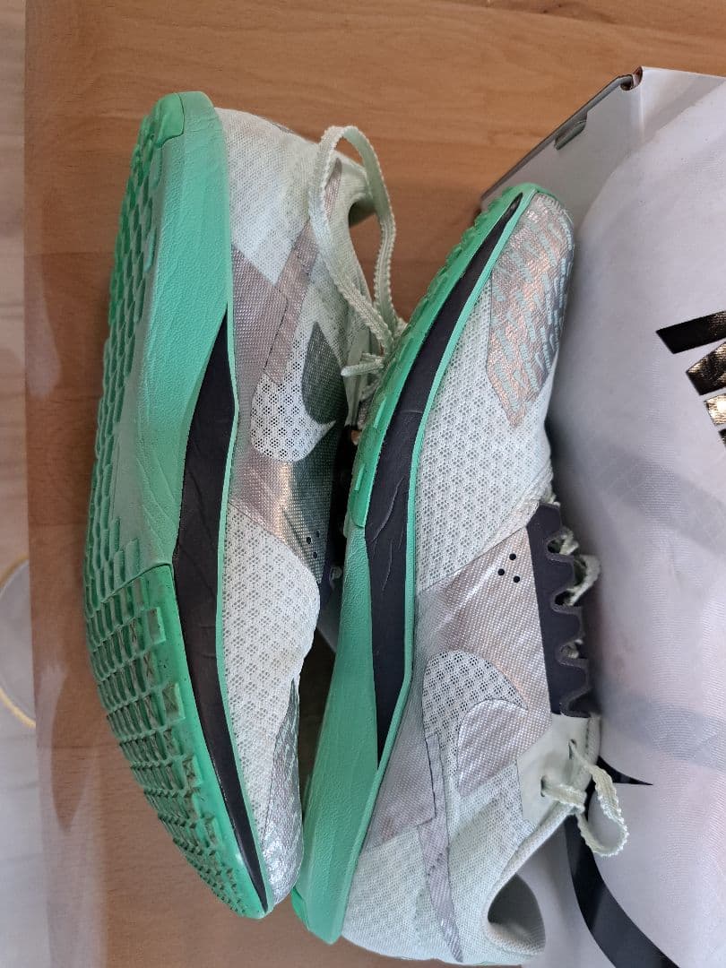 週末限定値下げ！ライバルワッフル6 25.5 NIKE