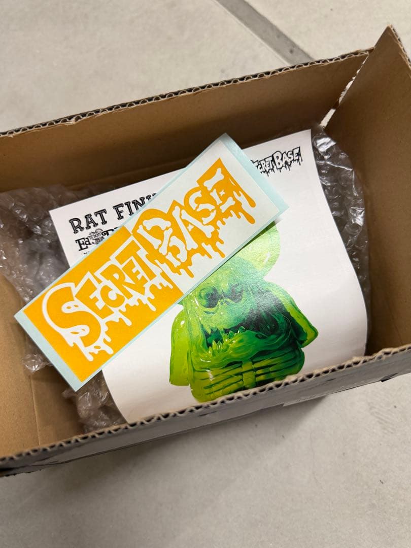 SECRET BASE RAT FINK 蛍光グリーン　未開封