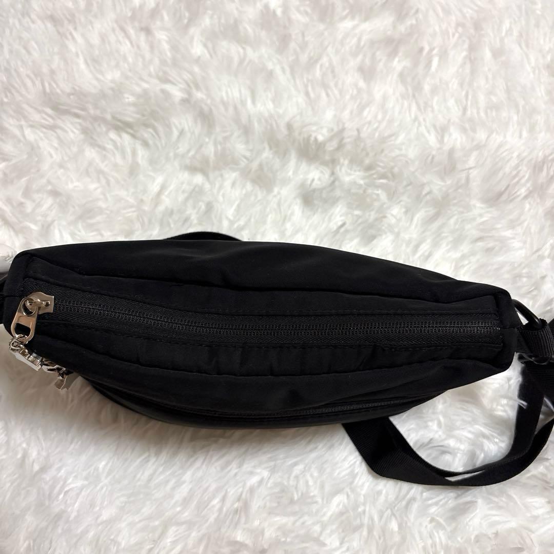 ちいかわ コンバース　ミニショルダーバッグ　ハチワレ　うさぎ　希少　完売品