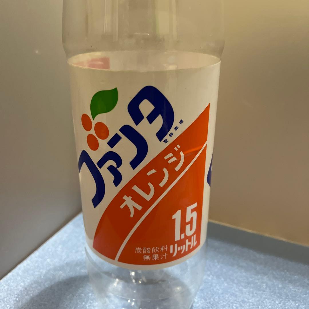 昭和レトロ　ファンタ オレンジ 1.5リットル　空ペットボトル